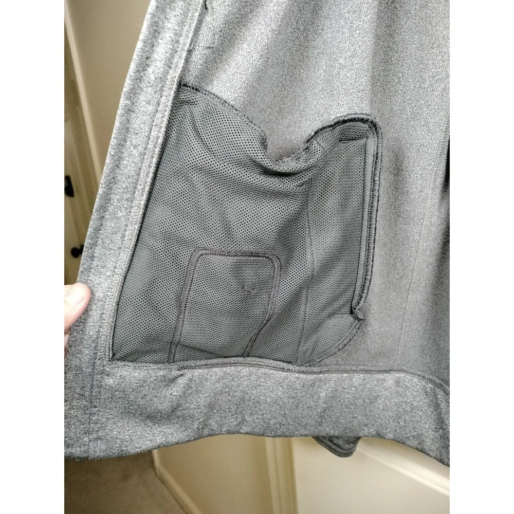 The North Face Men's Gray Performance Jacket - Size L - Missing Zipper Pull